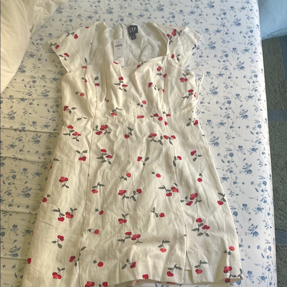 GAP Women's Mini Dress - Cream with Red Floral